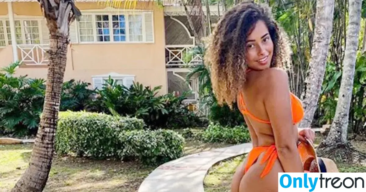 Amber Gill nude photo #0140 (amberrosegill)