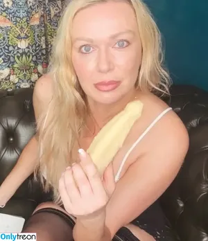 amber_jaynexx / Amber Jayne / amber.jaynex nude photo #1830