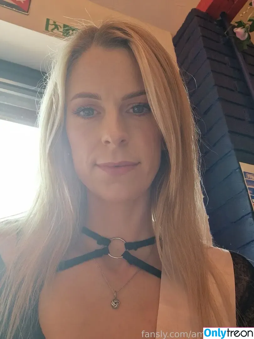 amber_riivers nude photo #0005 (amber.riivers)