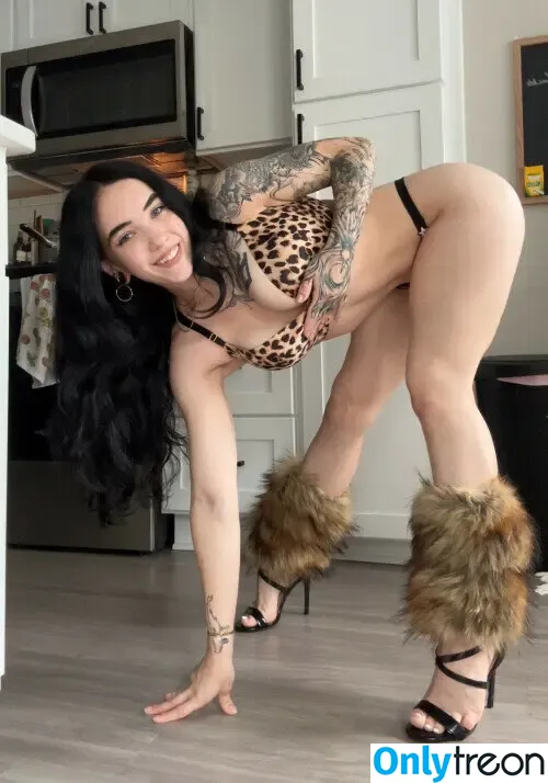 Amber The Valkyrie nude photo #0135 (amberthevalkyrie)