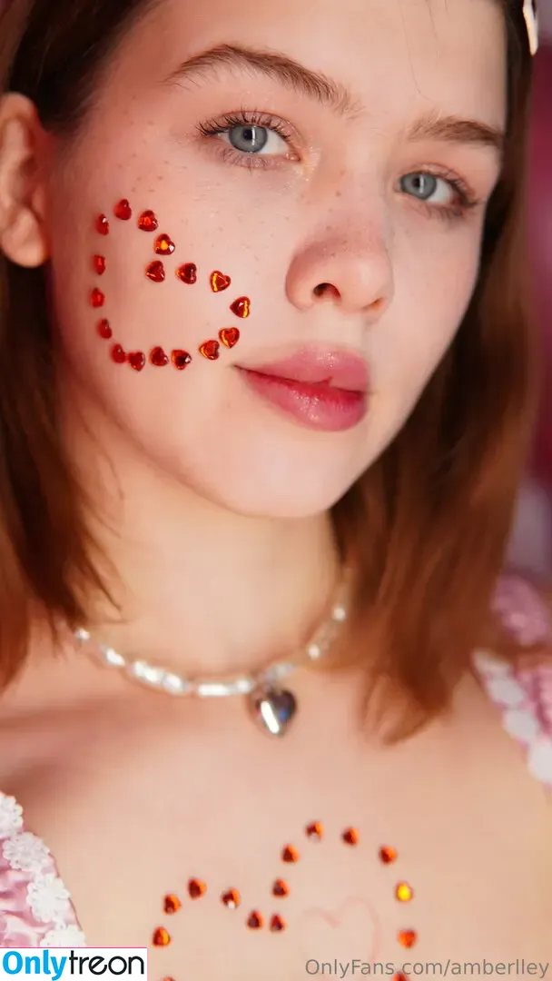 amberlley nude photo #0036 (amberlleyofficial)