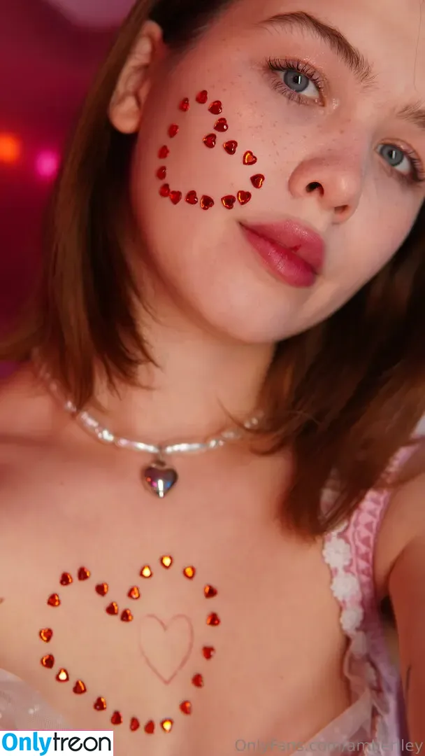 amberlley nude photo #0039 (amberlleyofficial)