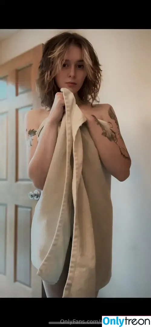 ambersexclusives nude photo #0060 (amberskyealcock / motomags17)