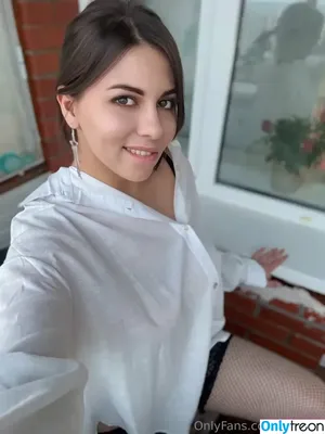 Amelee / am.e.lie / amywinne nude photo #0173