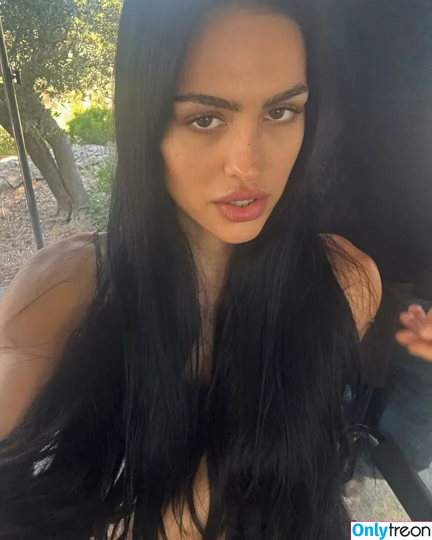 Amelia Gray Hamlin nude photo #0268 (ameliagray)