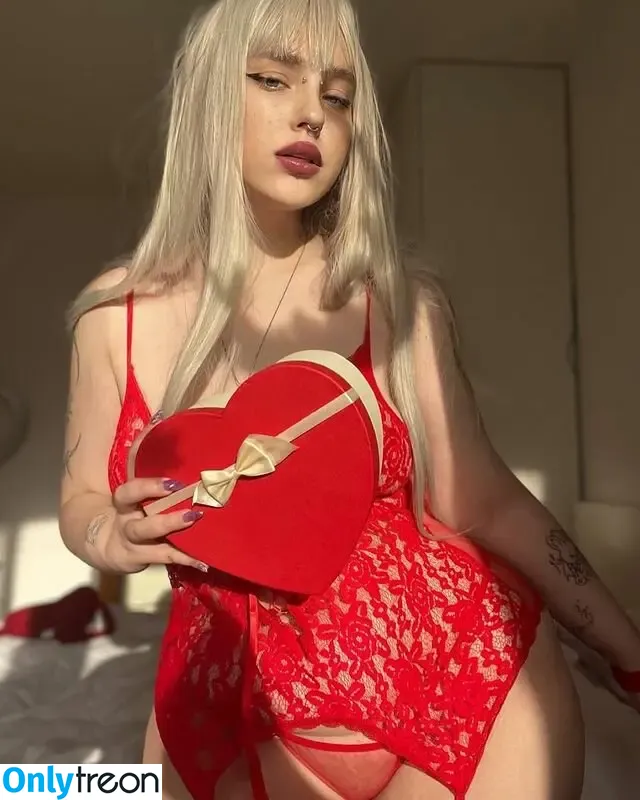 amfytyan nude photo #0137 (amfyttyan)