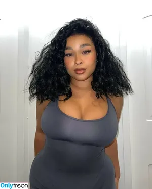 amielatisha / Latisha Allen / lovelatisha nude photo #0018