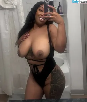 Amilli Monroe / BIG MILLI / amilli_monroe / milli.monroe nude photo #0052