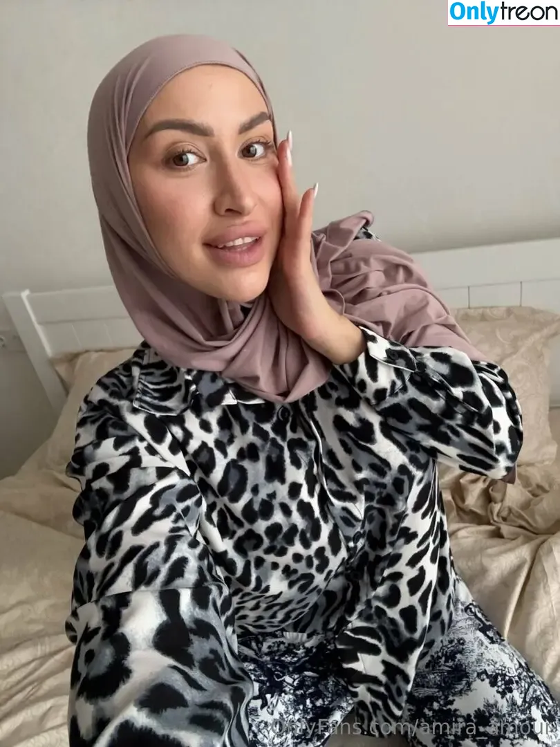 Amira_amour nude photo #0165 (_.amiraamour)