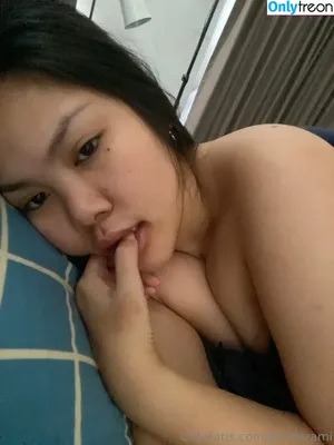 ammivami / amiyiami nude photo #0011
