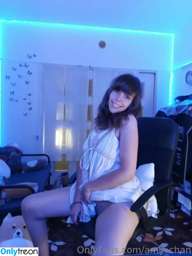 amy_chan nude photo #0086 (missamychan)