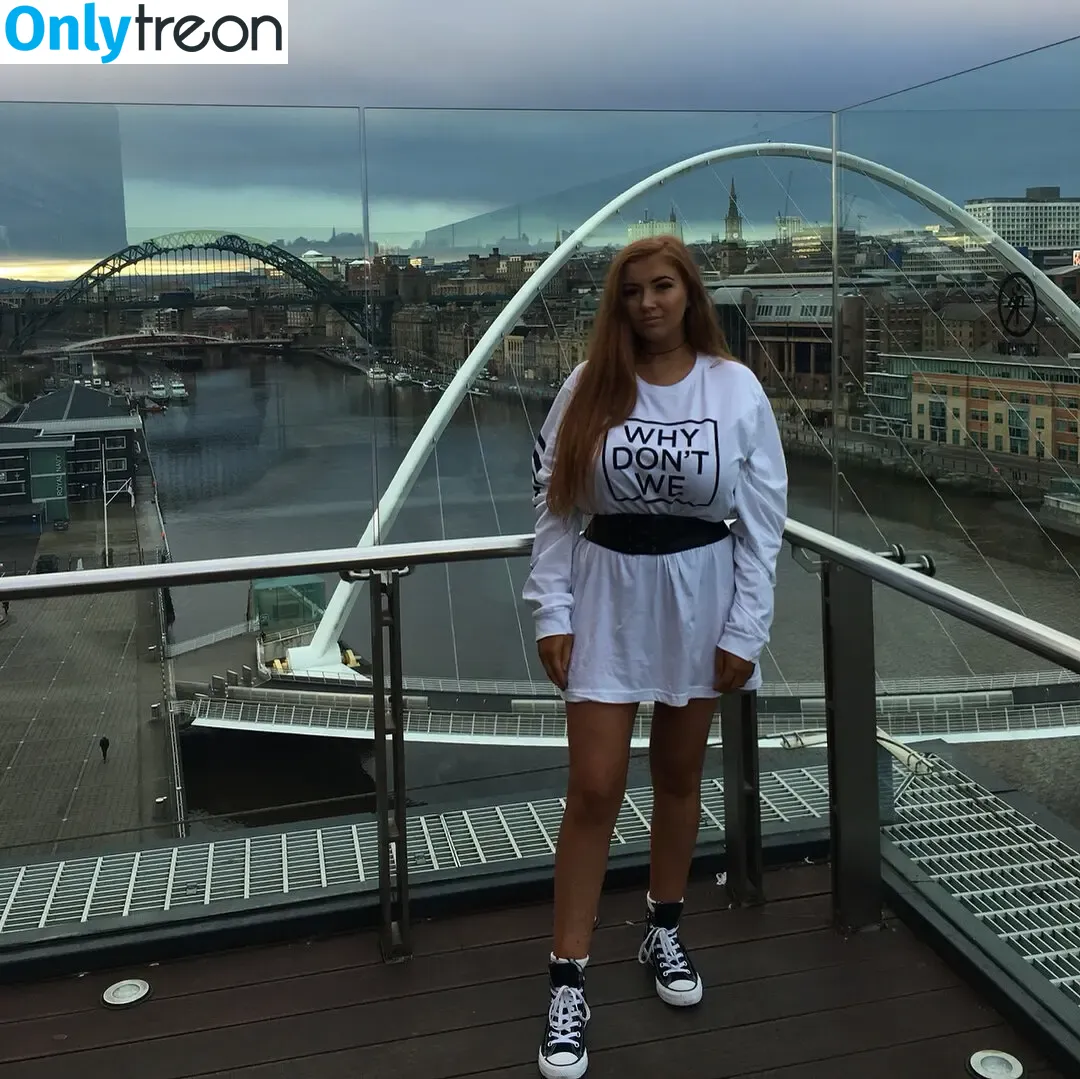 Amy Heslop nude photo #0054 (_amyheslop / ultimatelyamy)