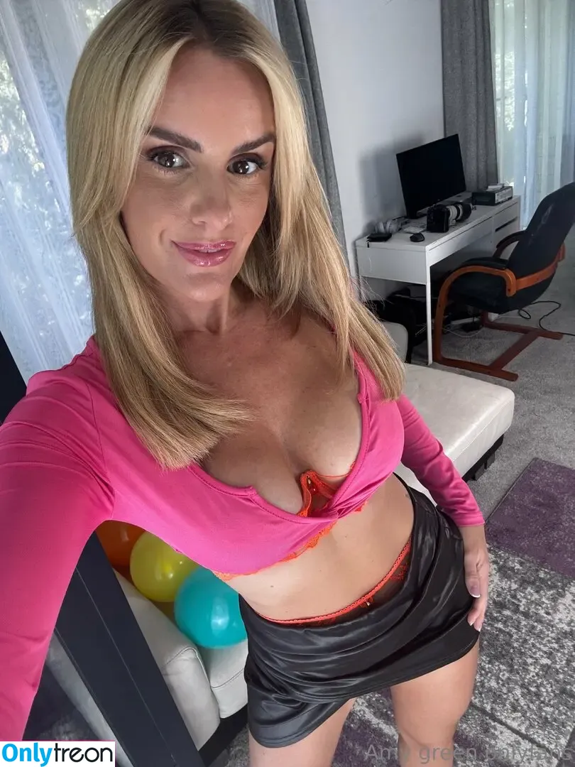 amygreen nude photo #0087 (amy_heart_green_)