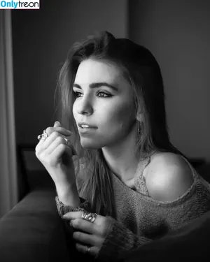 Amymarie Gaertner / amymarie nude photo #0065