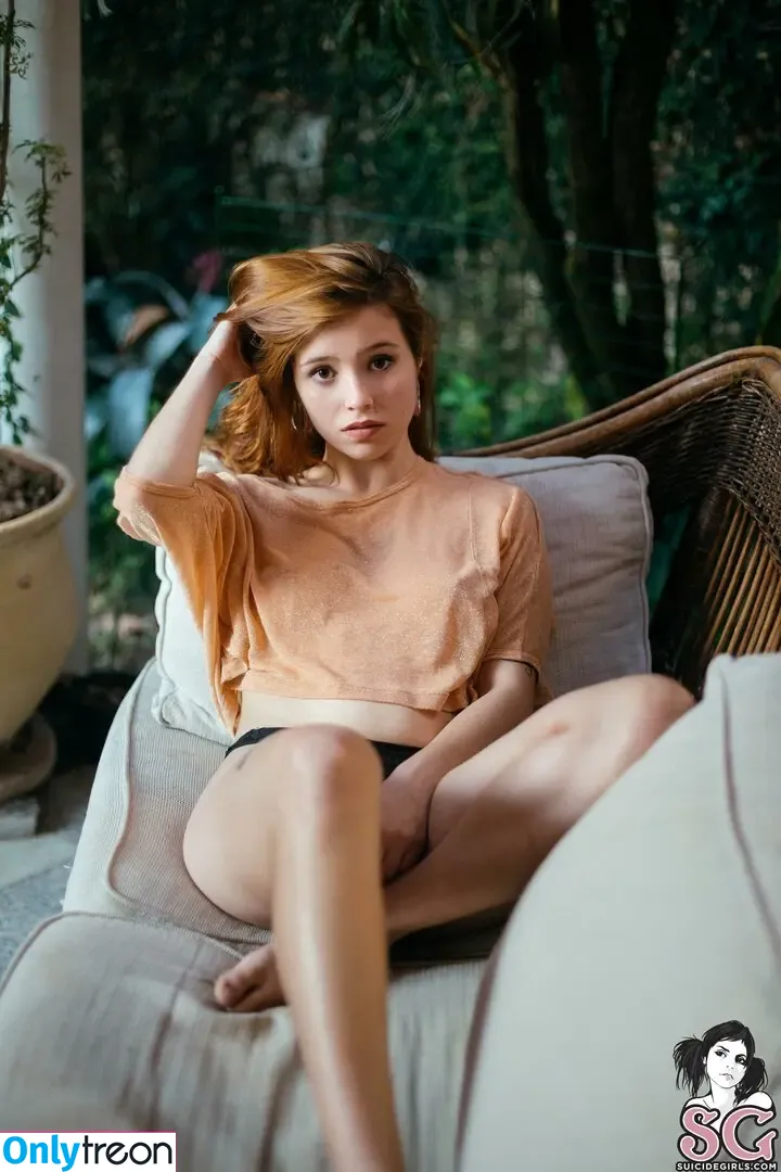 amyplacco nude photo #0116 (amyplacco)