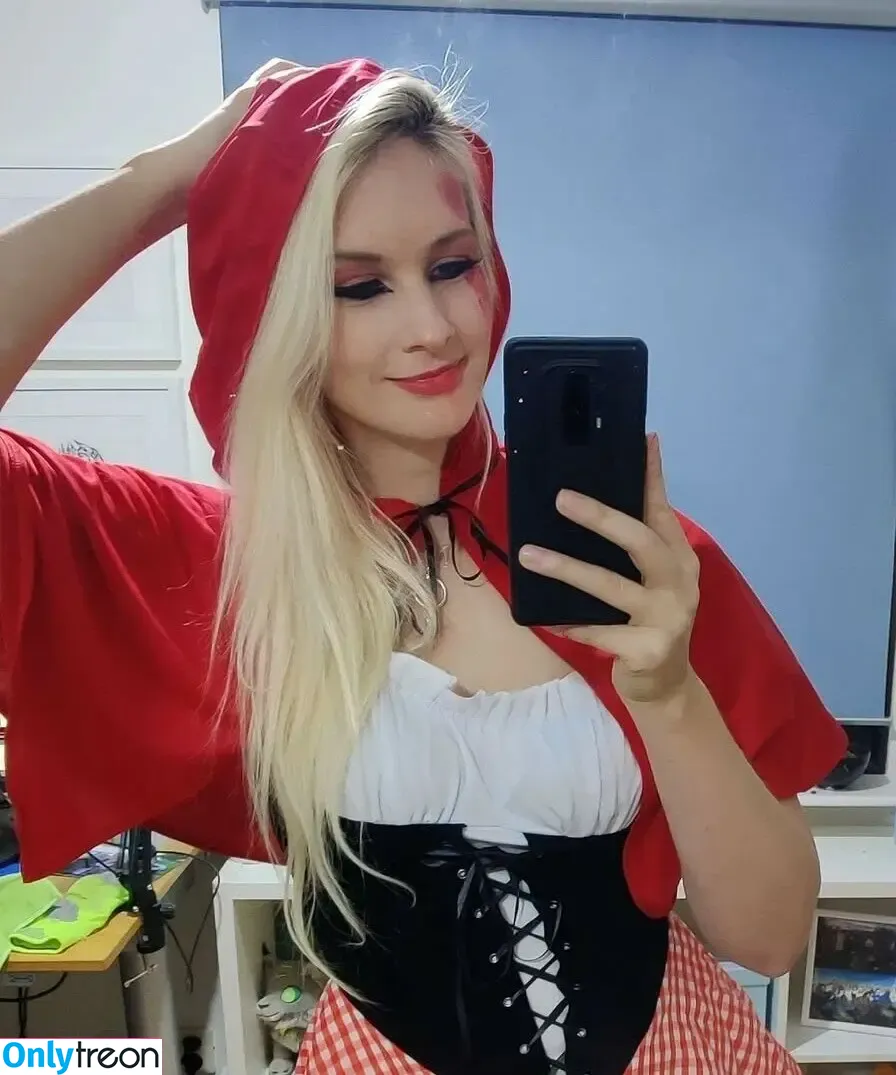 Amyzzin nude photo #0002 (amzweltz)