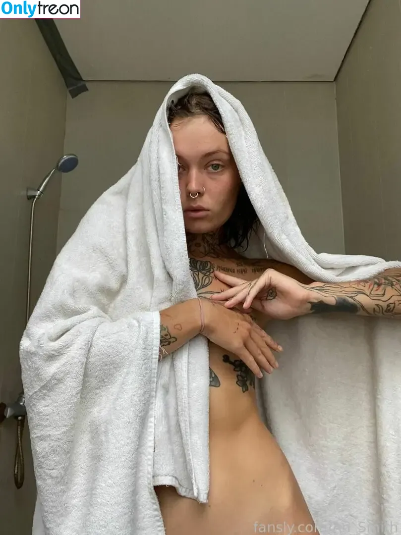 An_Smith nude photo #0022 (ani_smith)