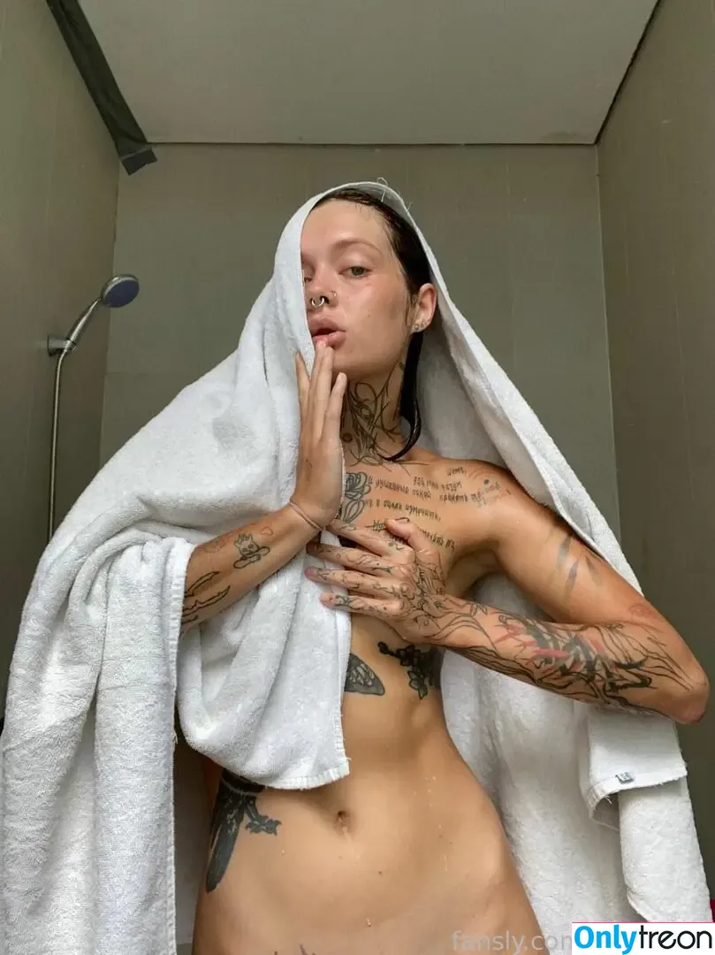 An_Smith nude photo #0023 (ani_smith)