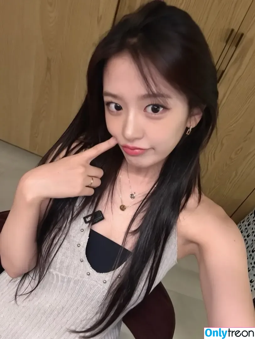 An Yujin 안유진 | nude photo #0065 (An IVE / _yujin_an)