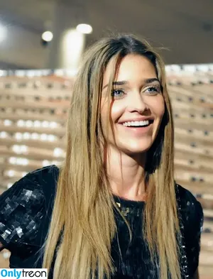 Ana Beatriz Barros / anabeatrizbarrosofficial nude photo #0177