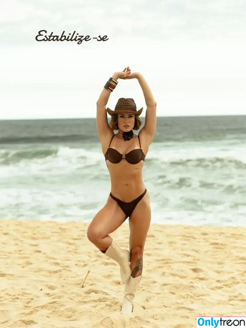 Ana Carolina Dias nude photo #0178 (anacarolinadiasoficial / atriz / cd_mf)