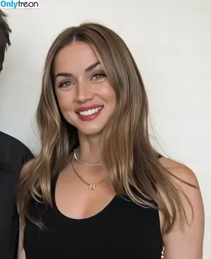 Ana De Armas / ana_d_armas / anadearmas nude photo #0708