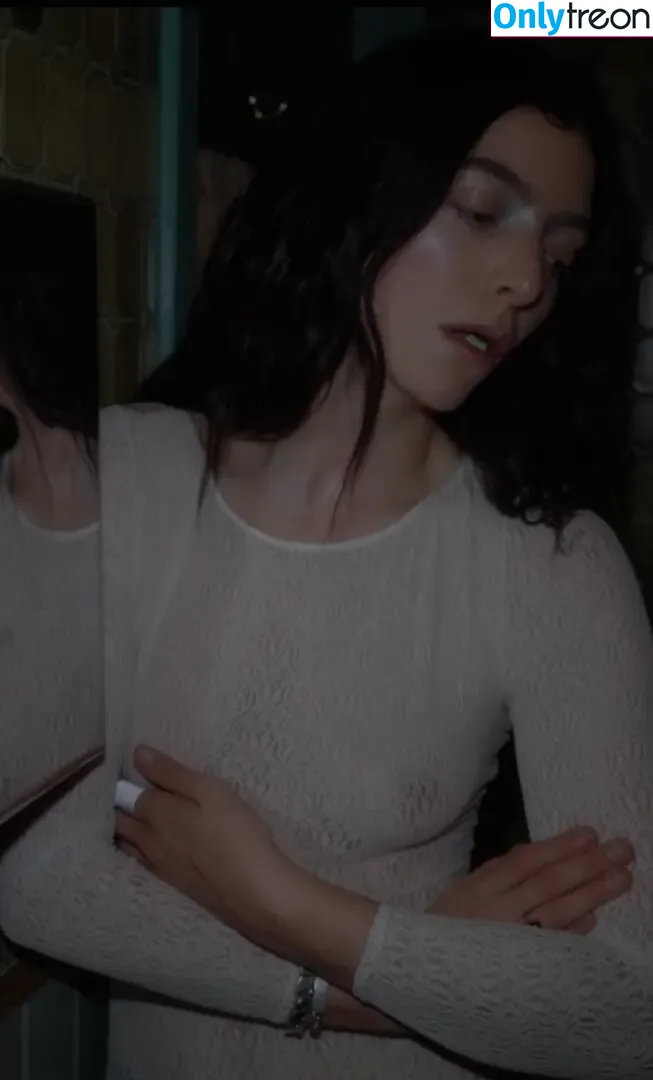 Ana Lorde nude photo #0069 (analorde / lorde)