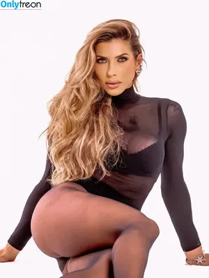 Ana Paula Minerato / apminerato nude photo #0238