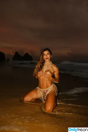 Ana Paula Minerato / apminerato nude photo #0301