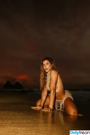Ana Paula Minerato / apminerato nude photo #0303