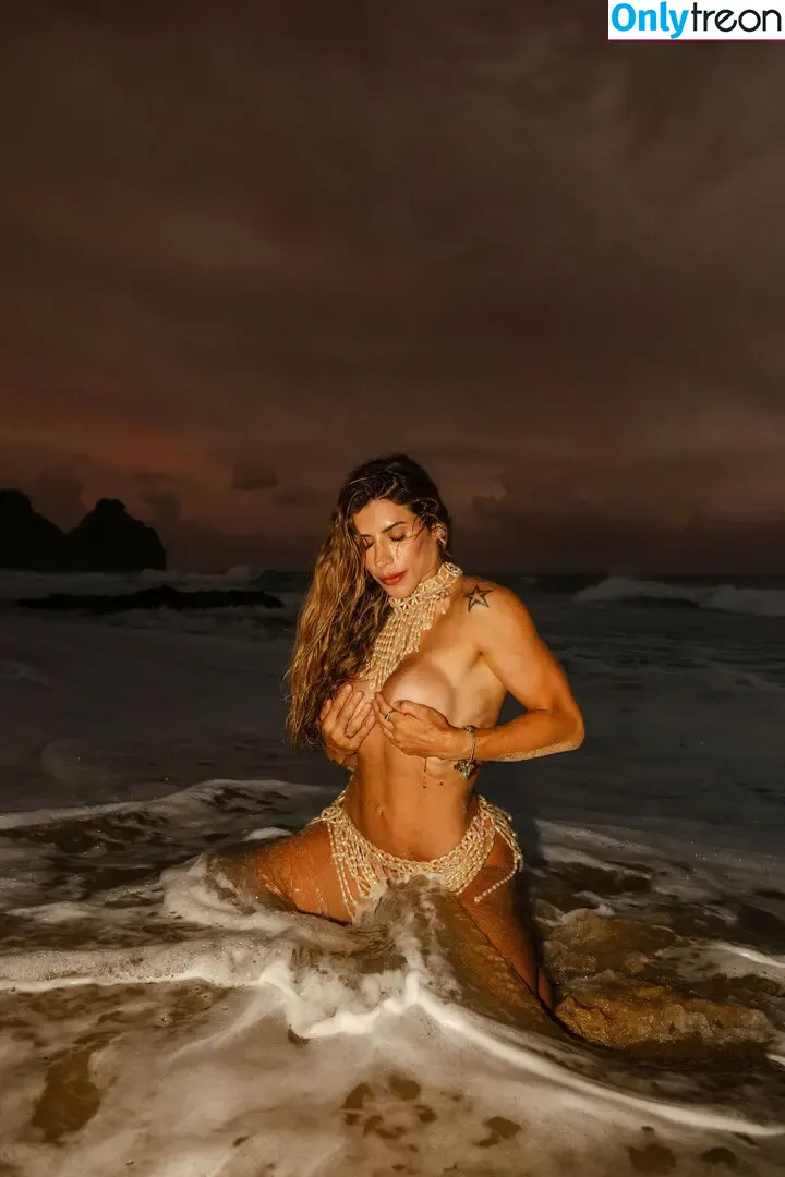 Ana Paula Minerato nude photo #0258 (apminerato)