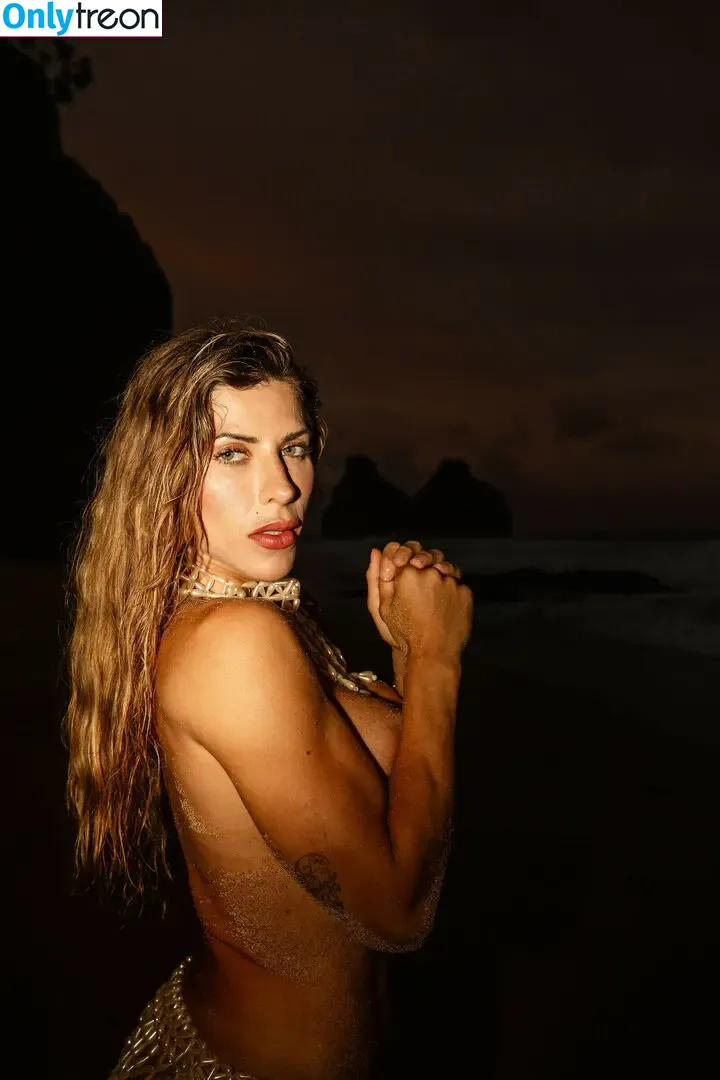 Ana Paula Minerato nude photo #0271 (apminerato)