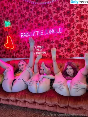  nude photo #0006