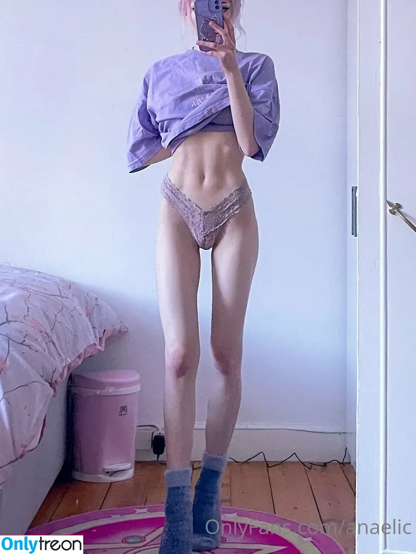 Anaelic nude photo #0002 (anaelic_ / anaeliccosplay)