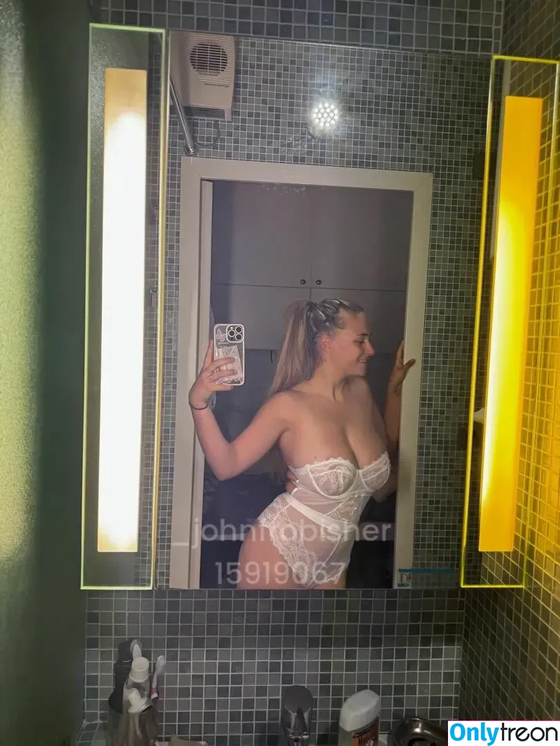 Anais nude photo #0031 (anaispv / anaisus / itsanais70)