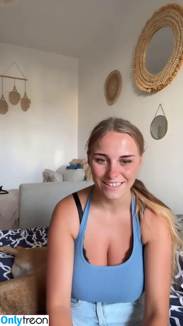 Anais nude photo #0057 (anaispv / anaisus / itsanais70)