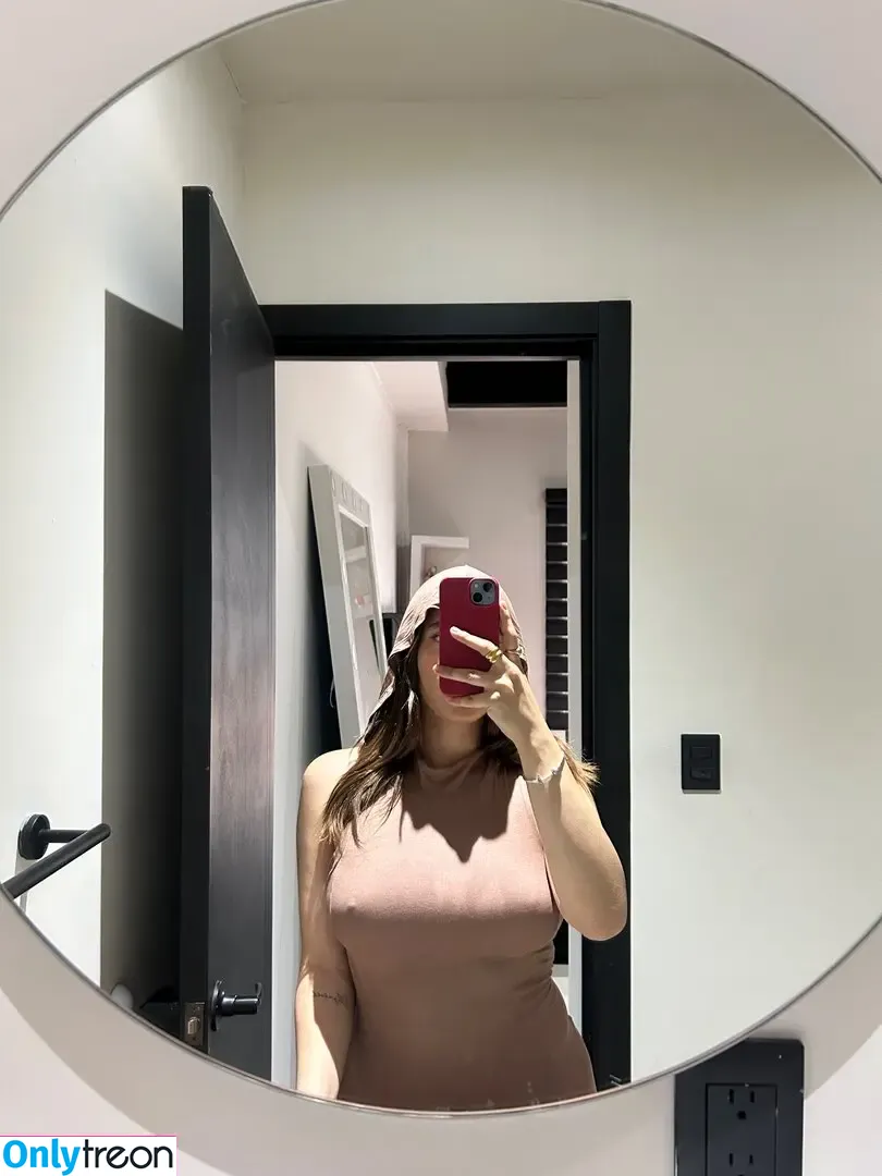 Analí Guajardo nude photo #0007 (anali.guajardo)