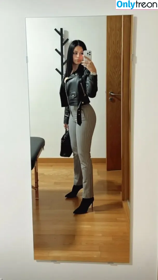 analisboa nude photo #0057 (analisboa75)