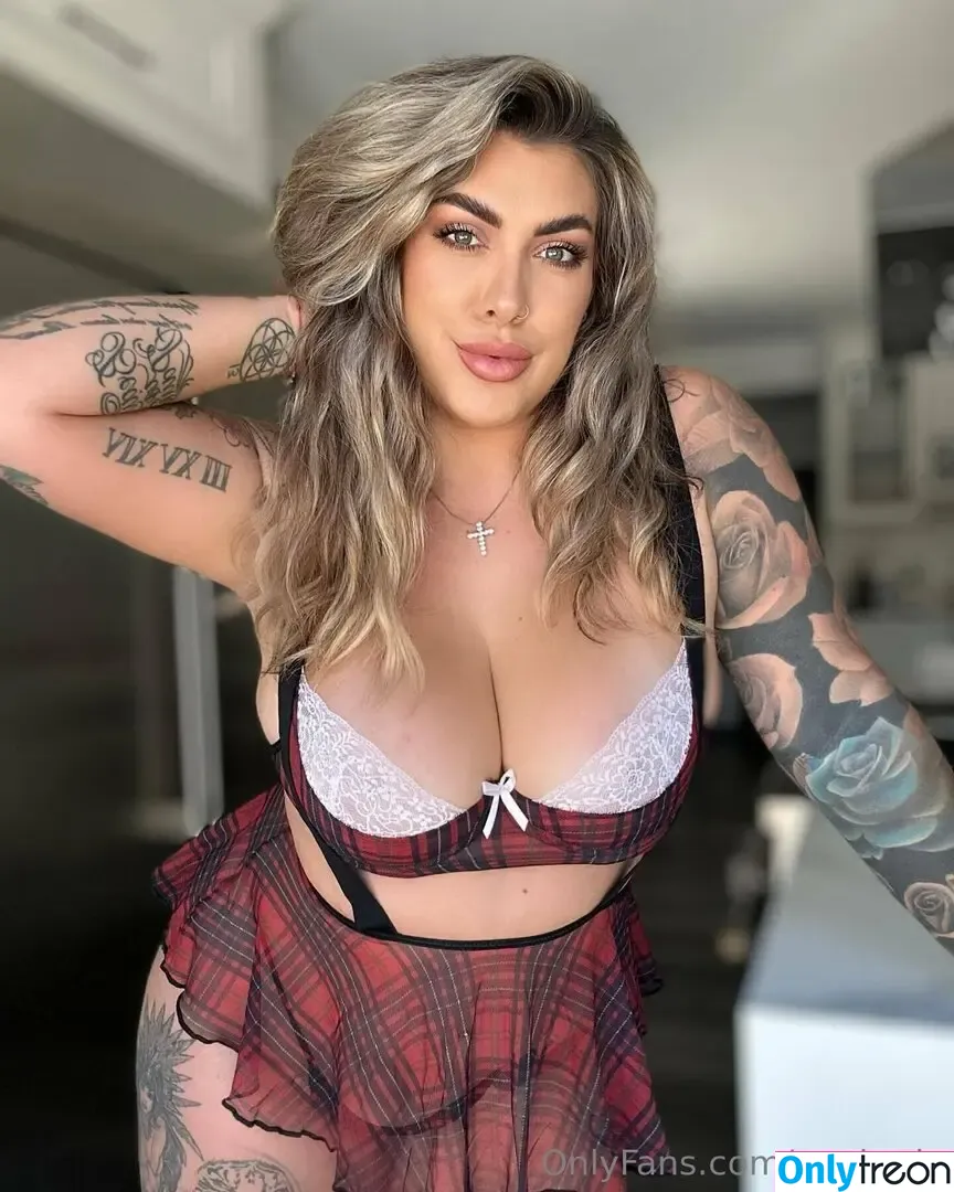 analorde nude photo #0025 (ana.lorde)