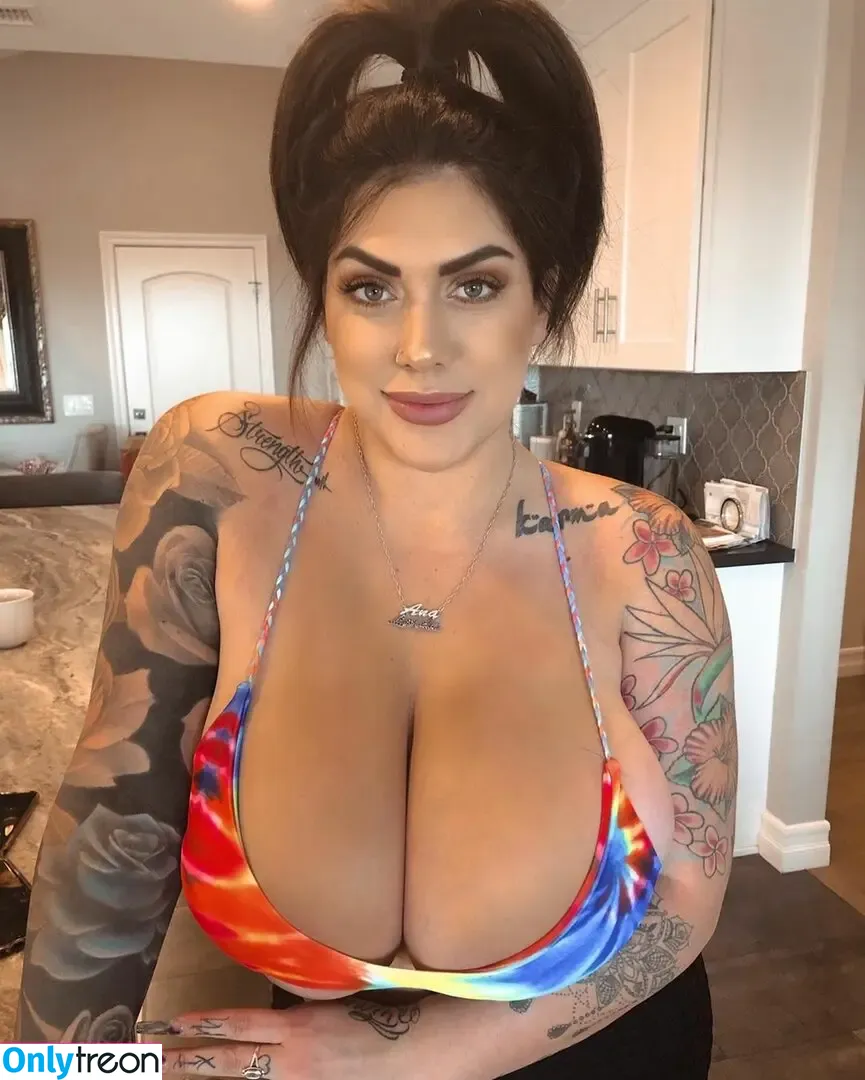 analorde nude photo #0068 (ana.lorde)