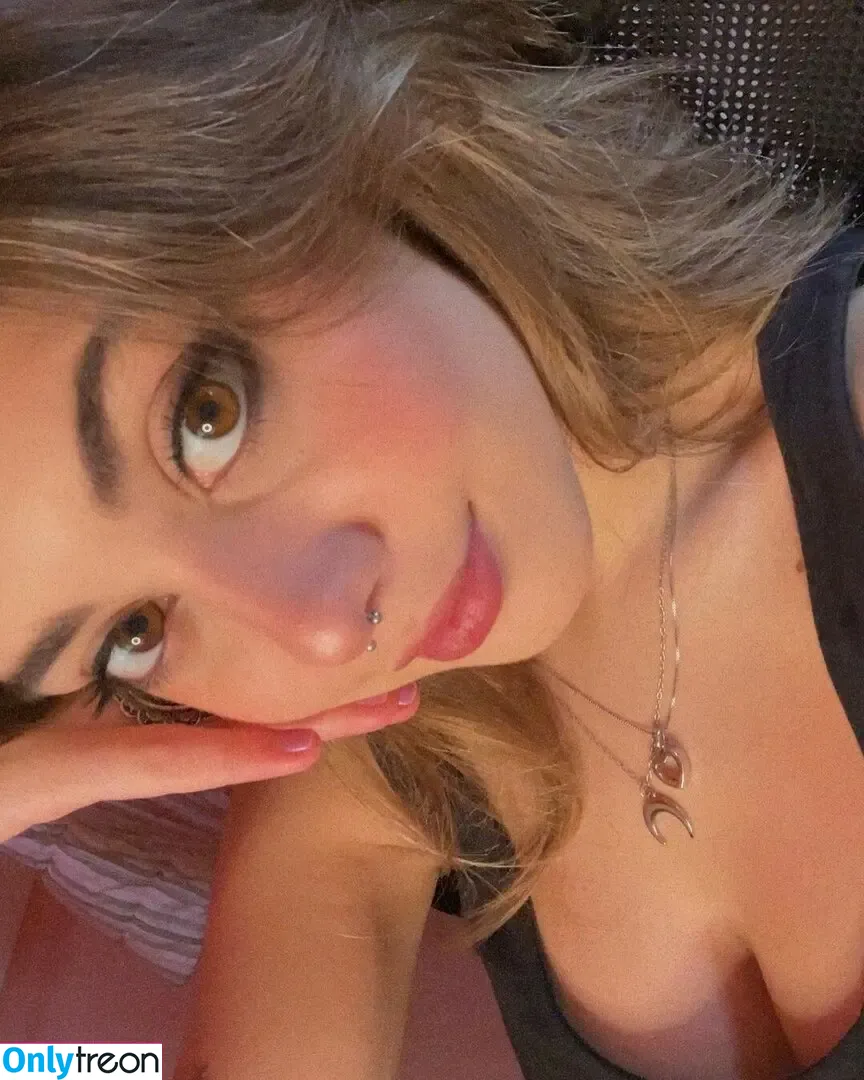 Ananda Morais nude photo #0025 (ananda)