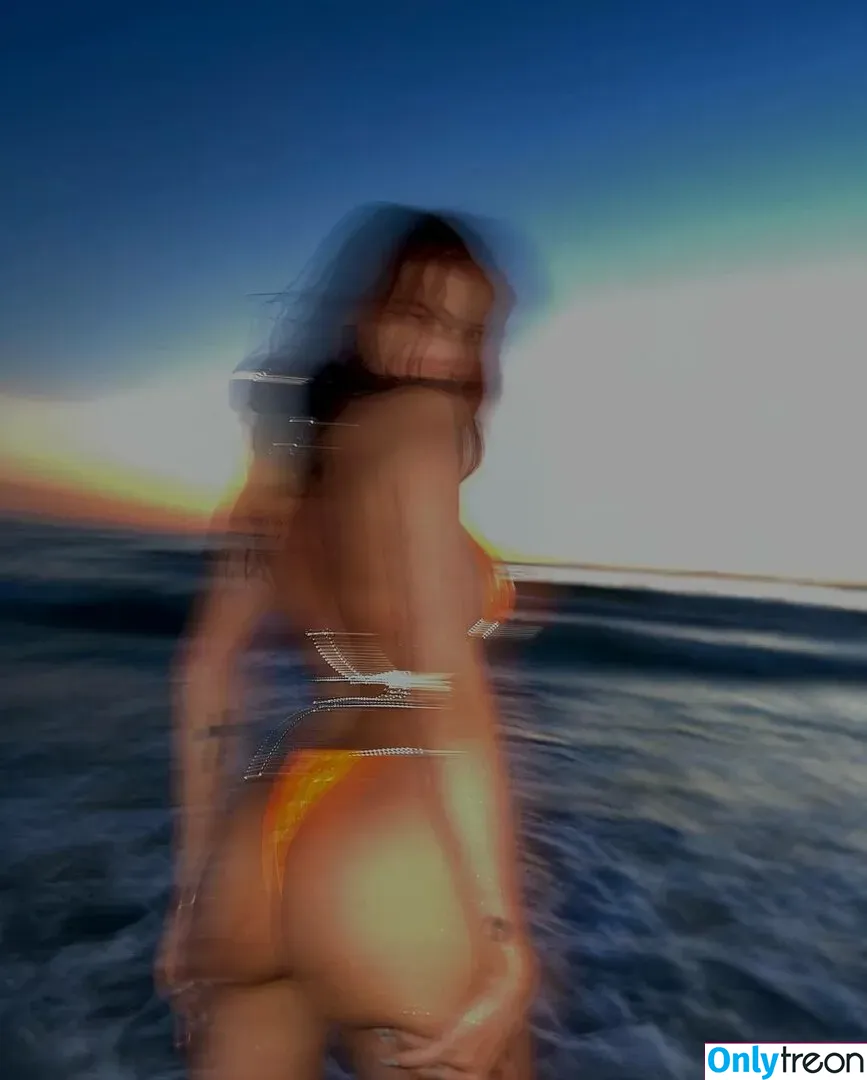 Anannke nude photo #0010 (Anna Anannke / anvnnke)