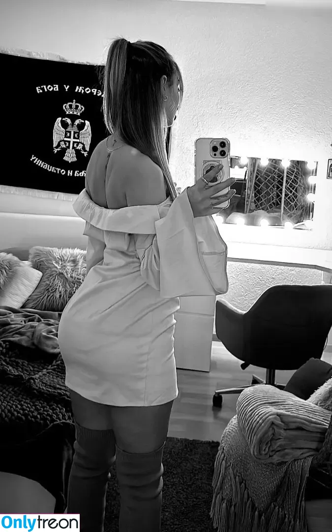 Anastasia Ciric nude photo #0005 (anastasia.ciric)