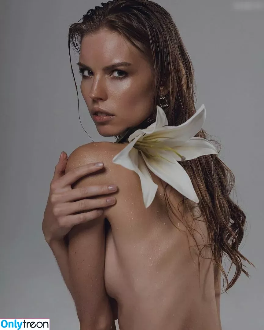 Anastasia Ditmar nude photo #0164 (an.ditmar)
