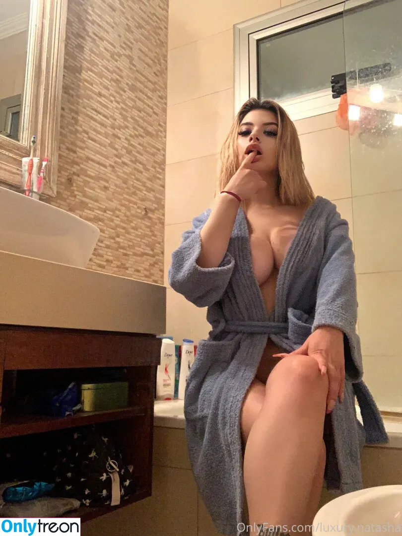 Anastasia.lux nude photo #0031 (anastasialux / bouj_hetto / cammisantos / theanastasialux)