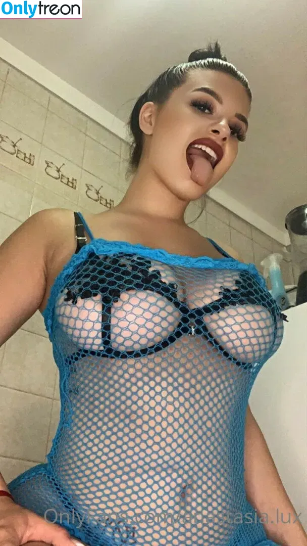 Anastasia.lux nude photo #0085 (anastasialux / bouj_hetto / cammisantos / theanastasialux)