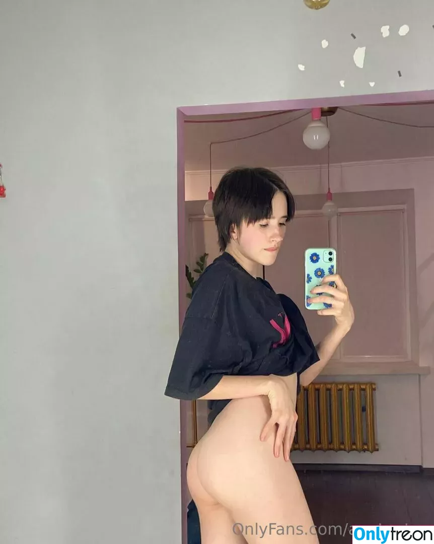 anatpotos nude photo #0074 (anatortos)