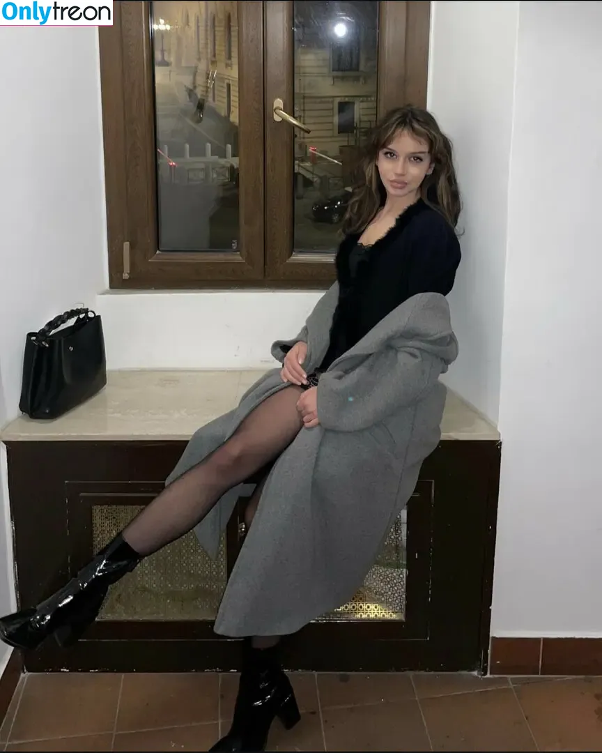 Anda Tohatan / tohatananda nude photo #0012 (Anda Tohatan / tohatananda)