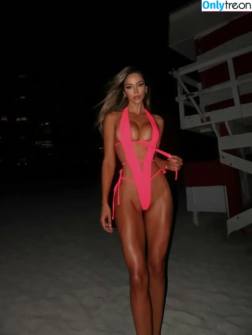 Andrea Dos Santos nude photo #0022 ( / andrea2santos_ / dossantos.babezzz)