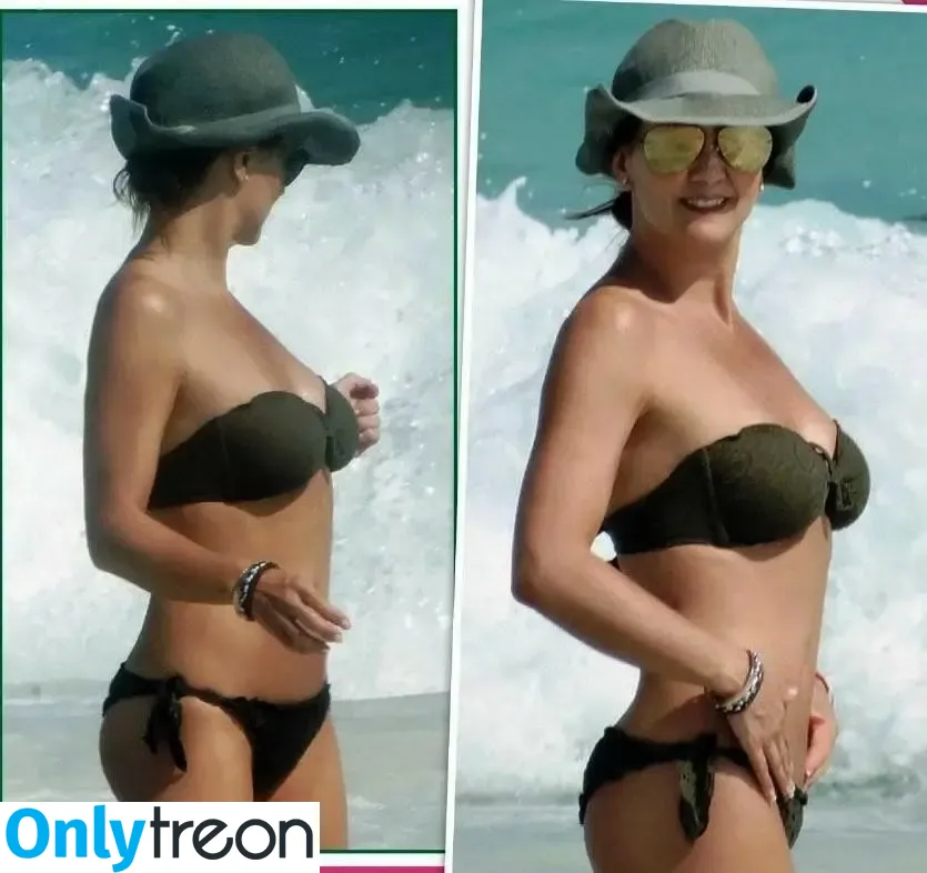 Andrea Legarreta nude photo #0001 (Andrea Legarreta)